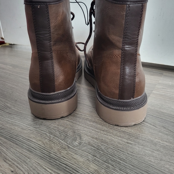 GUESS Men's Citizen Fashion Boot, Medium Brown, 10.5 - Picture 6 of 7